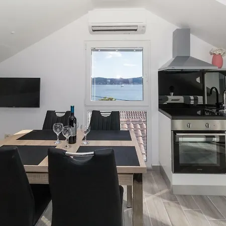 New Joly Sea View Apartamento