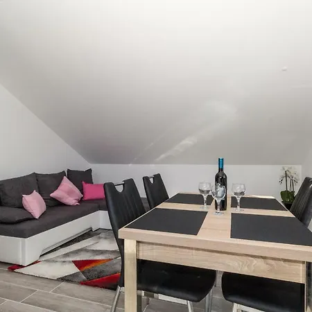 New Joly Sea View Apartman Biograd na Moru