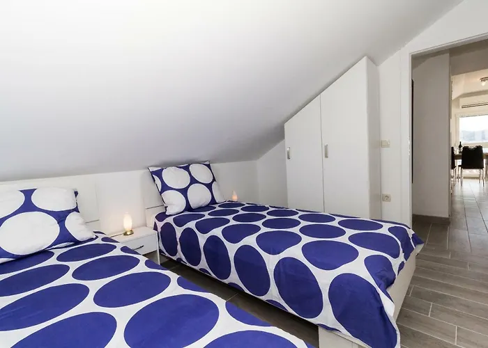 Apartman New Joly Sea View *